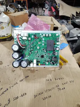Pc1116-3 Daikin Pc1116-1 Air Conditioning Inverter Board Ruxyq18/20/22ab Free Shipping