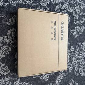 Gigabyte Mz72-hb2 Dual Socket Epyc 7003/7002 Server Motherboard E-atx New Sealed