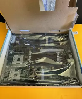 Se7501vw2 Intel Se7501wv2 Dual Xeon Socket Server Motherboard With Box 0ghz / 0mb